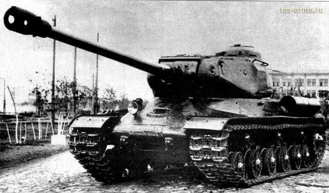 Тяжелый танк ИС-2 со спрямленным лобовым листом корпуса